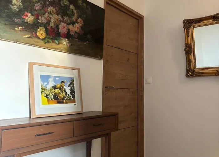 Holiday home Domaine De Tincourt, Authentic Champagne House Venteuil