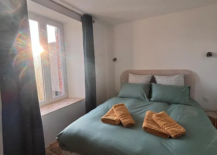 Holiday home Domaine De Tincourt, Authentic Champagne House